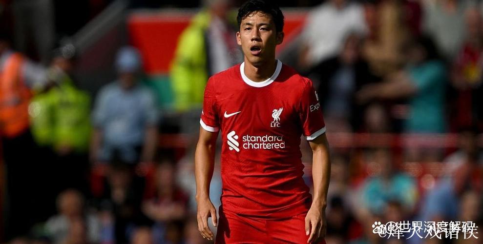 利物浦举行欧冠赛前公开训练,远藤航、基耶萨、 利物浦举行欧冠赛前公开训练,远藤航、基耶萨、